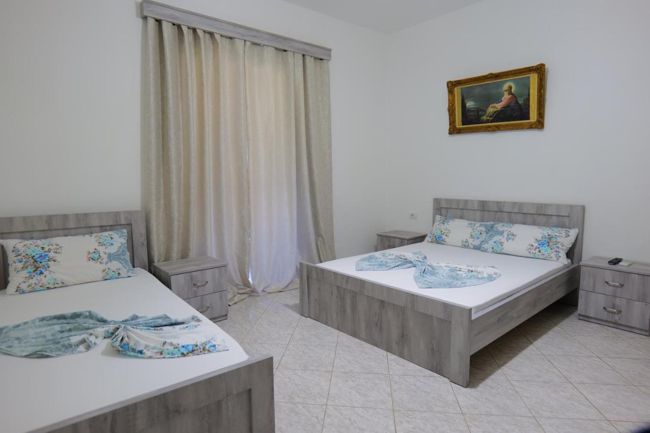 לינה וארוחת בוקר Vila Panorama Piqeras מראה חיצוני תמונה
